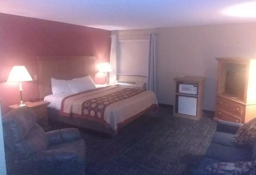 キングサイズベッドのデラックスルーム, Super 8 By Wyndham Baxter/brainerd Area