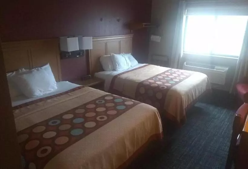 スイート, Super 8 By Wyndham Baxter/brainerd Area