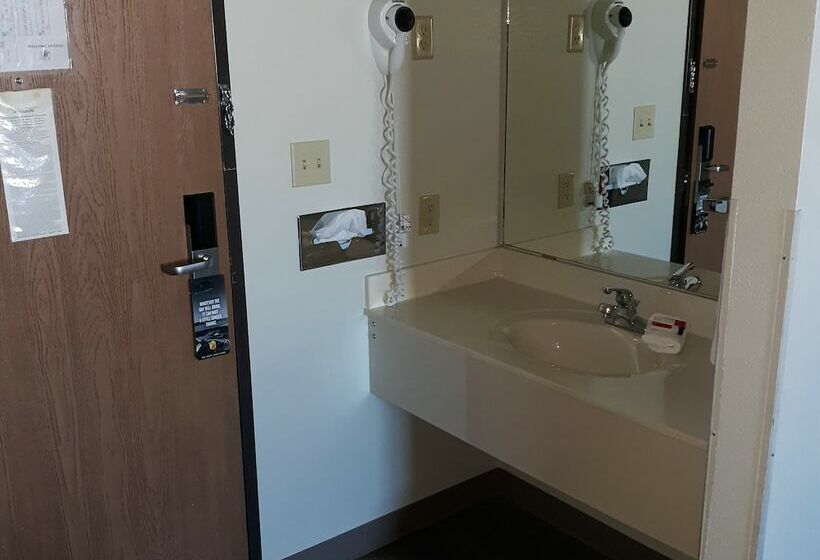 غرفه قياسيه سريرين مزدوجين, Super 8 By Wyndham Bethany Mo