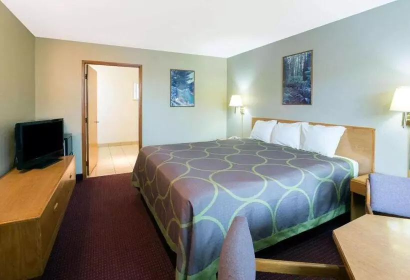 اتاق استاندارد با تخت بزرگ, Super 8 By Wyndham Crescent City