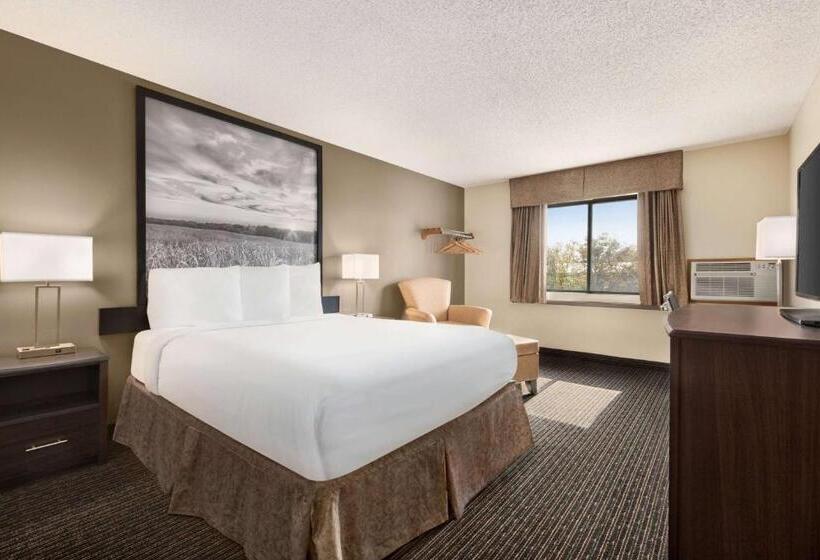 标准间, Super 8 By Wyndham Lincoln North