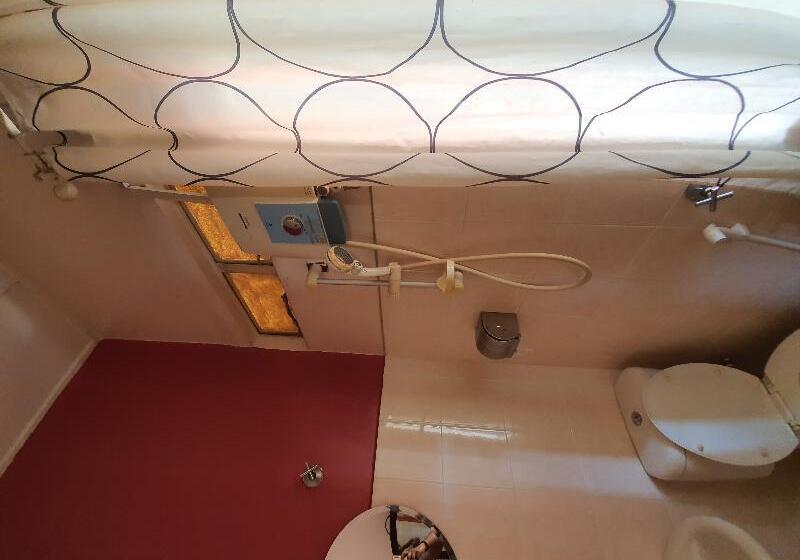 غرفة قياسية سرير كينج, Super 8 By Wyndham Tulsa