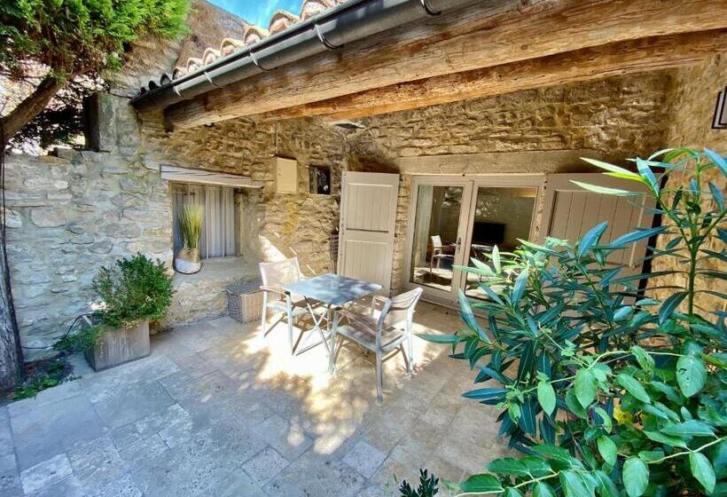 Номер Стандарт Вид на Сад, La Maison Des Vendangeurs Table D Hôtes Le Soir Du Jeudi Au Dimanche Jacuzzi Balnéo Spa Acces