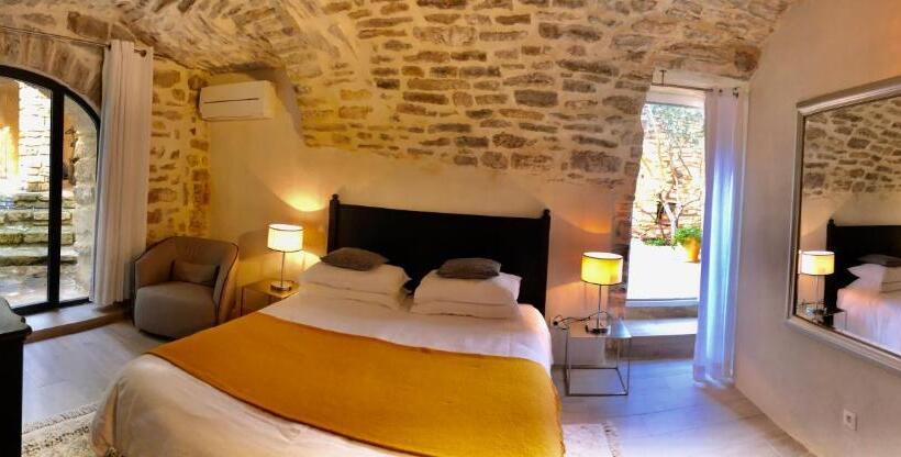 Люкс с гидромассажем, La Maison Des Vendangeurs Table D Hôtes Le Soir Du Jeudi Au Dimanche Jacuzzi Balnéo Spa Acces