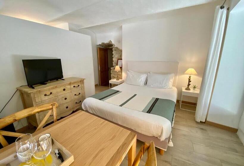 Номер Стандарт Вид на Сад, La Maison Des Vendangeurs Table D Hôtes Le Soir Du Jeudi Au Dimanche Jacuzzi Balnéo Spa Acces