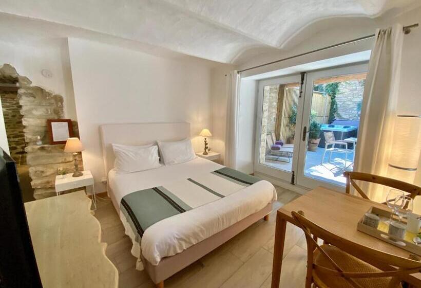 Номер Стандарт Вид на Сад, La Maison Des Vendangeurs Table D Hôtes Le Soir Du Jeudi Au Dimanche Jacuzzi Balnéo Spa Acces