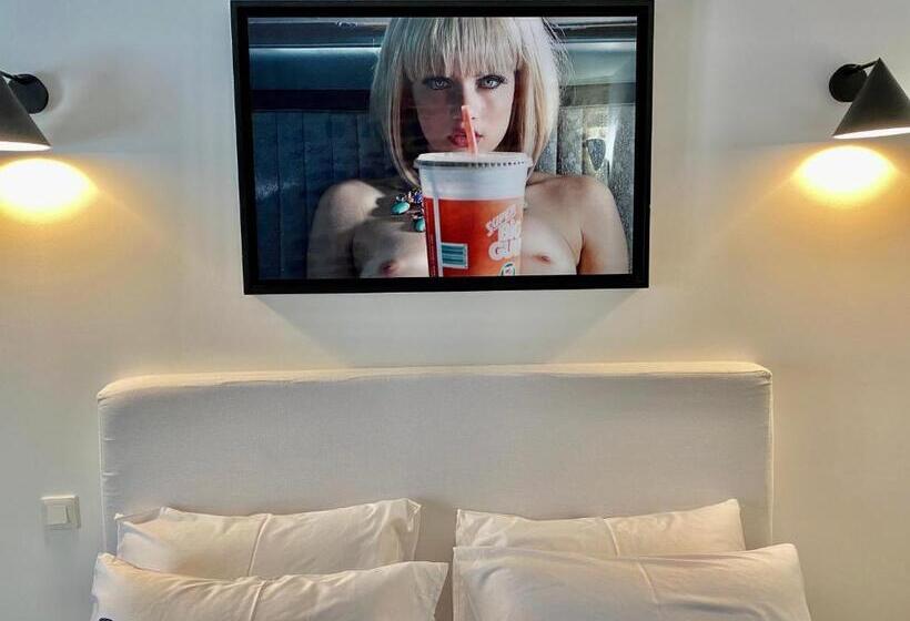 Люкс Deluxe Кровать Кинг, La Maison Des Vendangeurs Table D Hôtes Le Soir Du Jeudi Au Dimanche Jacuzzi Balnéo Spa Acces