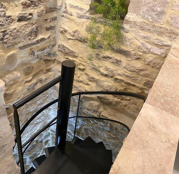 디럭스 스위트 킹 침대, La Maison Des Vendangeurs   Table D Hôtes Le Soir Du Jeudi Au Dimanche  Jacuzzi   Balnéo Spa   Acces