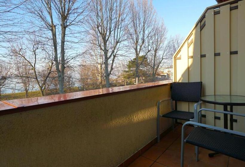 标准间带阳台, Balaton Colors Beach