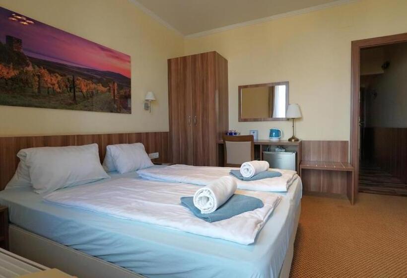 带2个卧室的公寓, Balaton Colors Beach