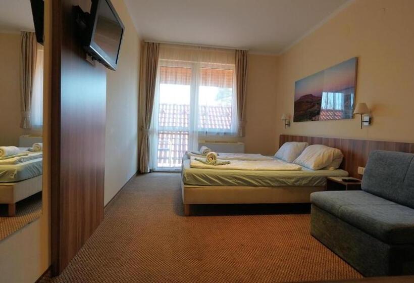 标准三人间, Balaton Colors Beach