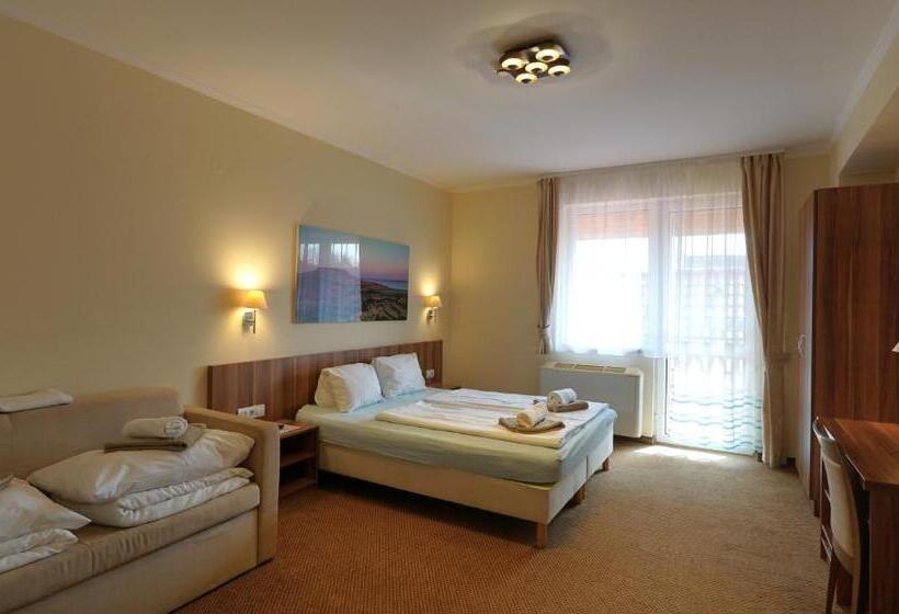 四人标准间, Balaton Colors Beach