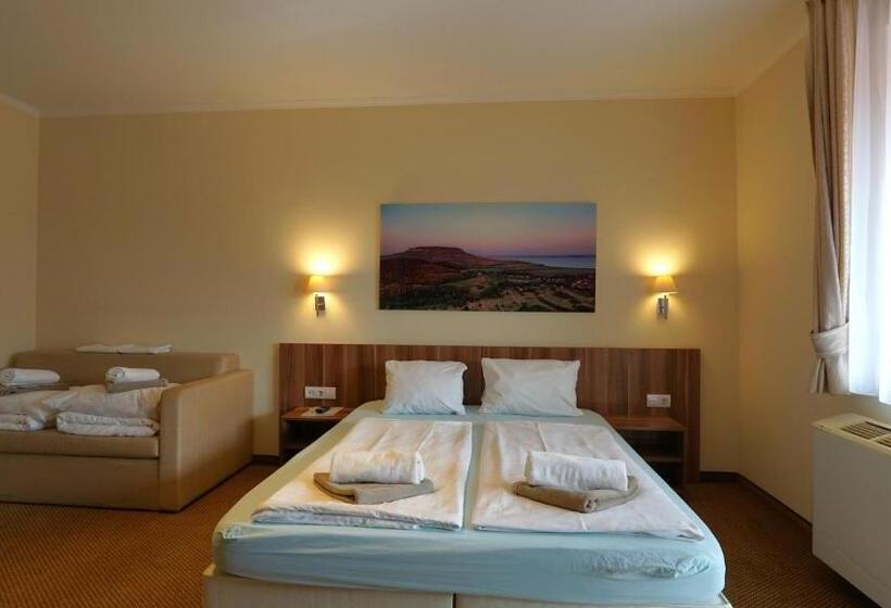 四人标准间, Balaton Colors Beach