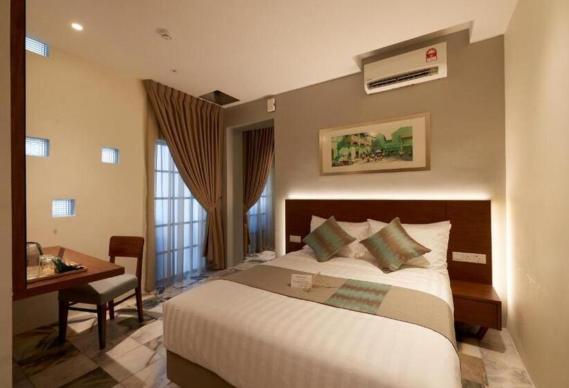 سوئیت کلاسیک, Macalister Terraces