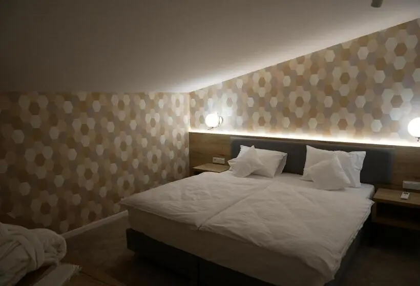 آپارتمان 1 خوابه, Ermine Suites