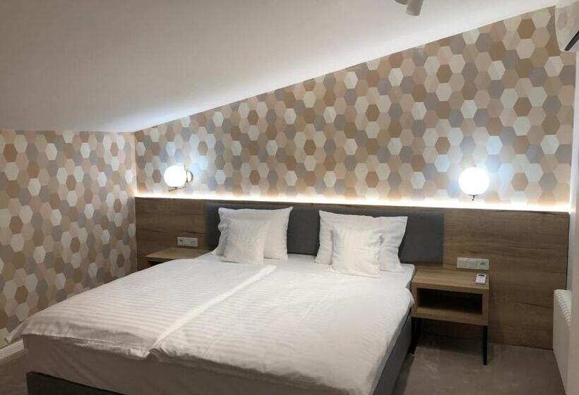 １ベッドルームアパートメント, Ermine Suites