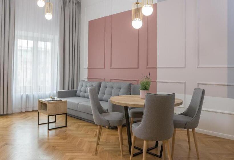 ２ベッドルームアパートメント, Ermine Suites