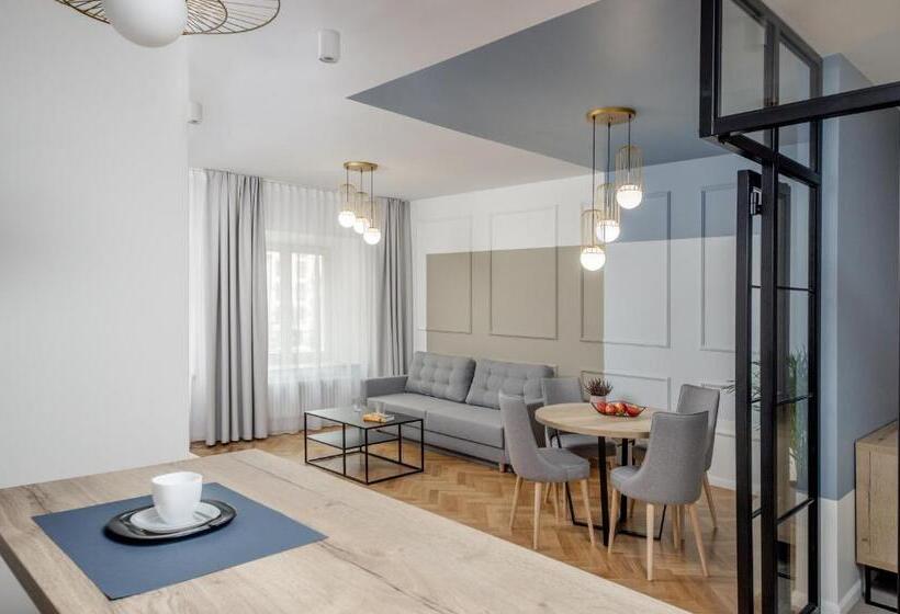 ２ベッドルームアパートメント, Ermine Suites