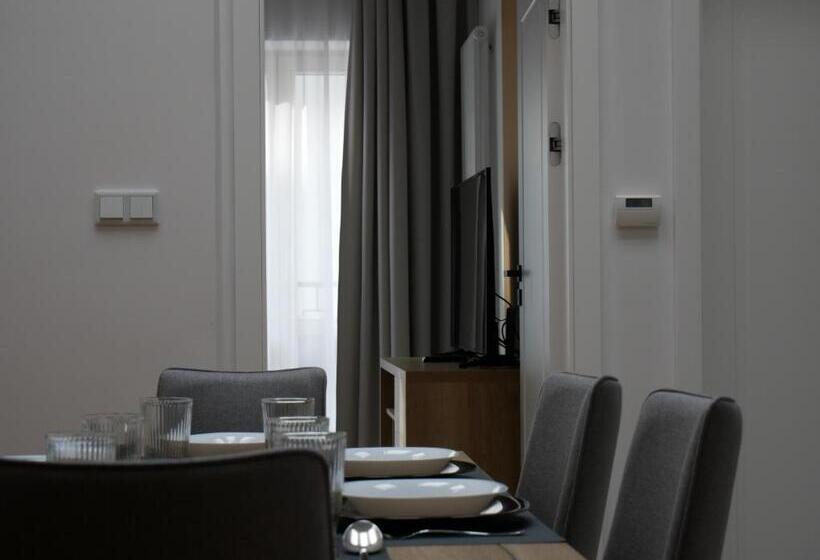 ２ベッドルームアパートメント, Ermine Suites