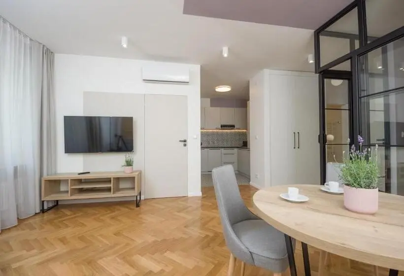 آپارتمان 2 خوابه, Ermine Suites
