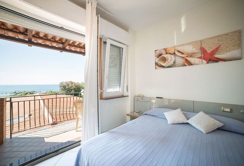 海の見えるコンフォートルーム, Albergo Margherita