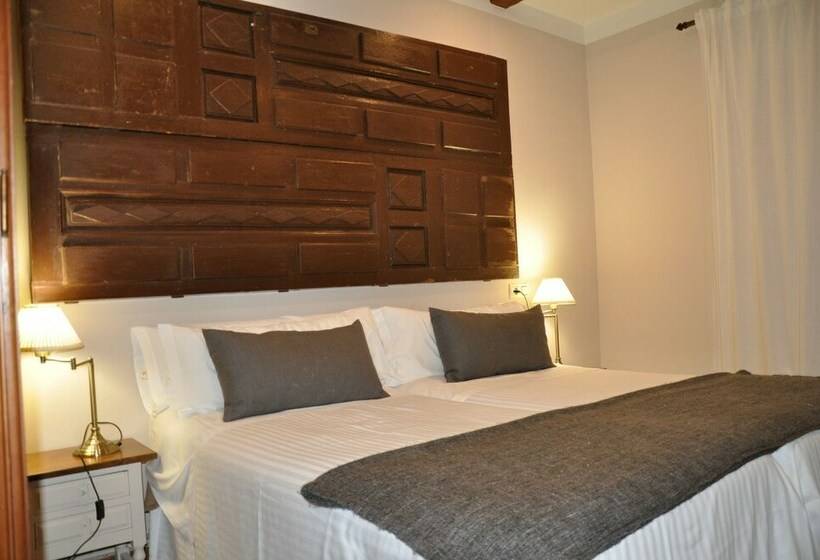 חדר סטנדרט, Orellana Perdiz