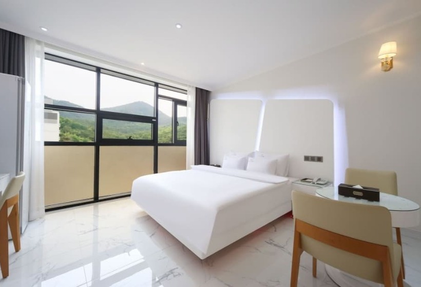 豪华房间, Elysia Daegu