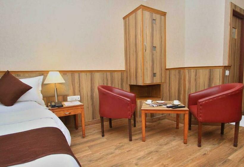 豪华房间, Empire International Church Street