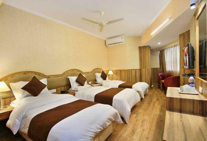 豪华房间, Empire International Church Street