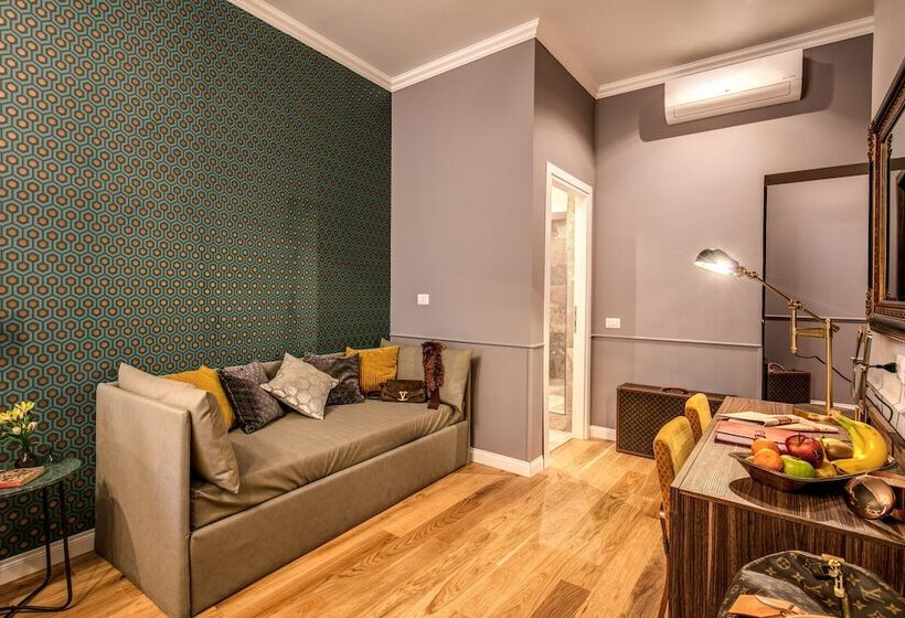 Junior Suite, Tree Charme Parliament Boutique