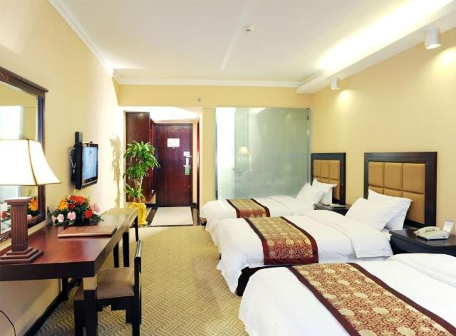 Трехместный Номер Deluxe, West Street Vista