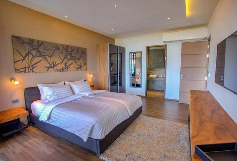 דירת חדר סופריור, Ocean Rock Kalim