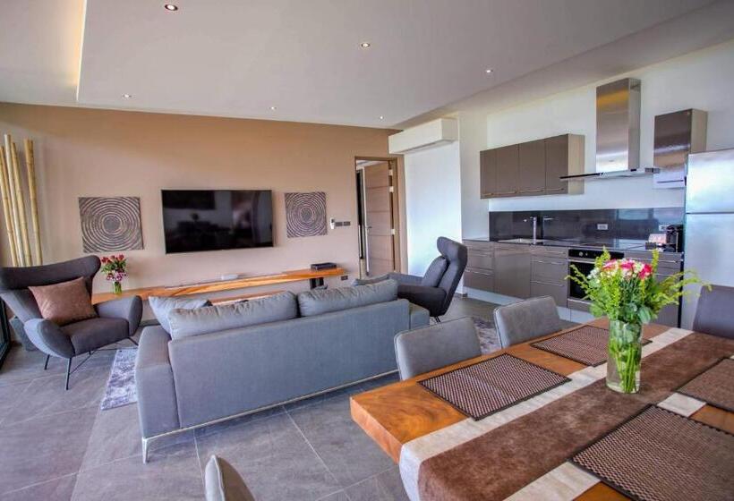 דירת חדר סופריור, Ocean Rock Kalim