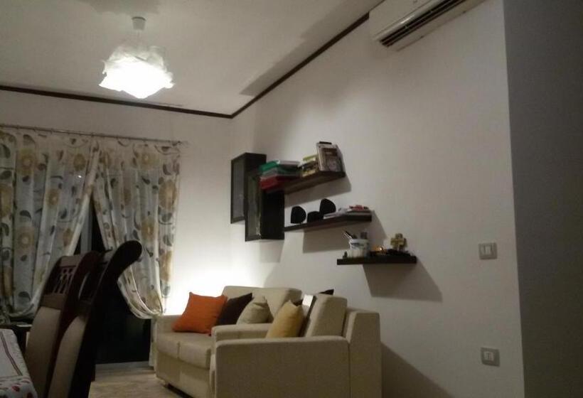 标准间带阳台, Home Sweet Home Guest House