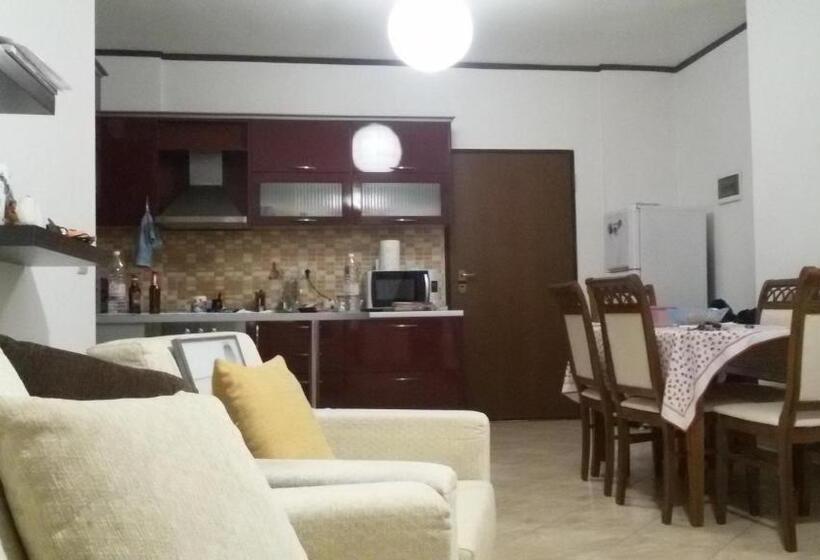 带共用浴室的标准房间, Home Sweet Home Guest House