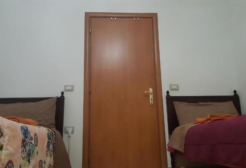 标准间带阳台, Home Sweet Home Guest House