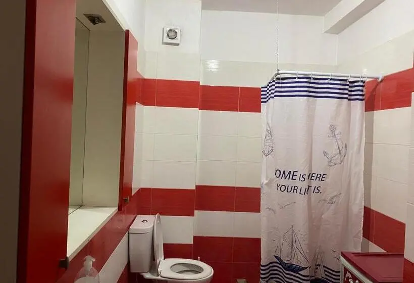 اتاق استاندارد با سرویس بهداشتی مشترک, Home Sweet Home   Guest House