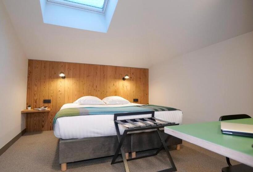 חדר משפחתי נוף להרים, Plan B Hotel   Living Chamonix