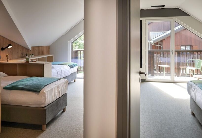 חדר משפחתי נוף להרים, Plan B Hotel   Living Chamonix