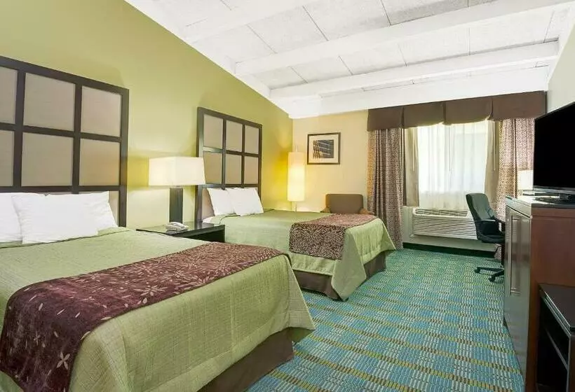 2ダブルベッドのスタンダードルーム, Days Inn By Wyndham Southington