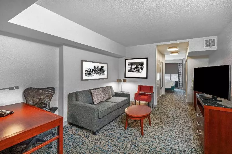 キングサイズベッドのスタンダードルーム, Surestay Hotel By Best Western Florence
