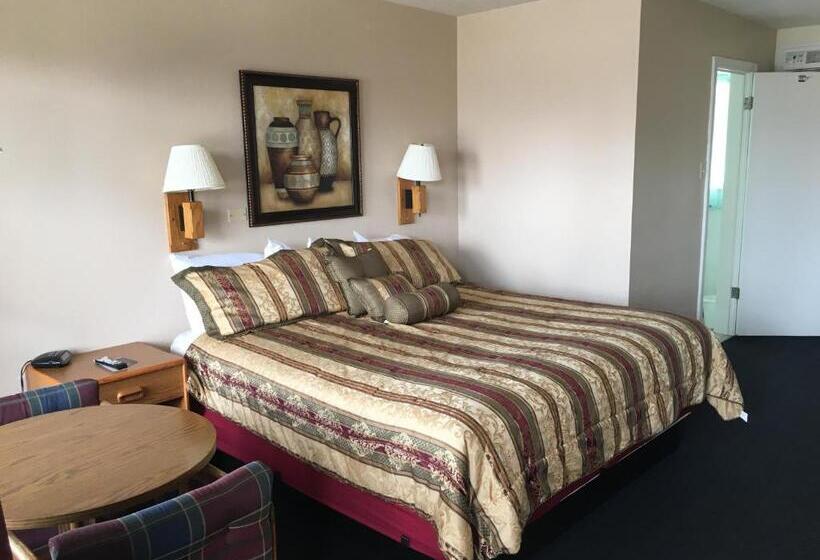 اتاق استاندارد با تخت بزرگ, The Monticello Inn