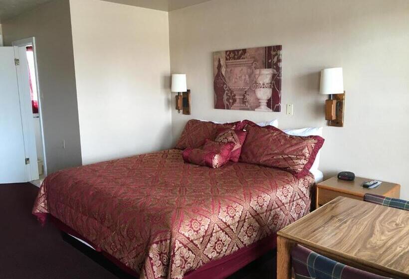 اتاق استاندارد با تخت بزرگ, The Monticello Inn