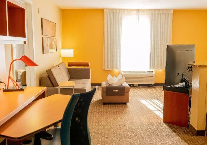 سوییت, Towneplace Suites Dallas Las Colinas