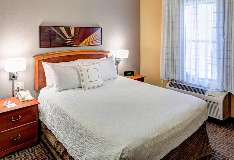 سوییت, Towneplace Suites Dallas Las Colinas