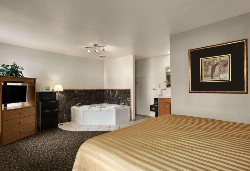 استودیوی استاندارد, Travelodge By Wyndham Wenatchee
