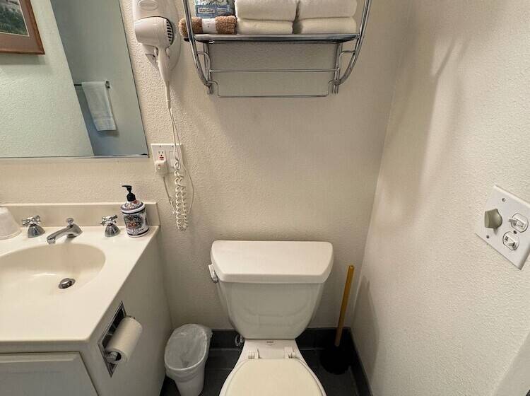 Номер Deluxe, Trinidad Inn