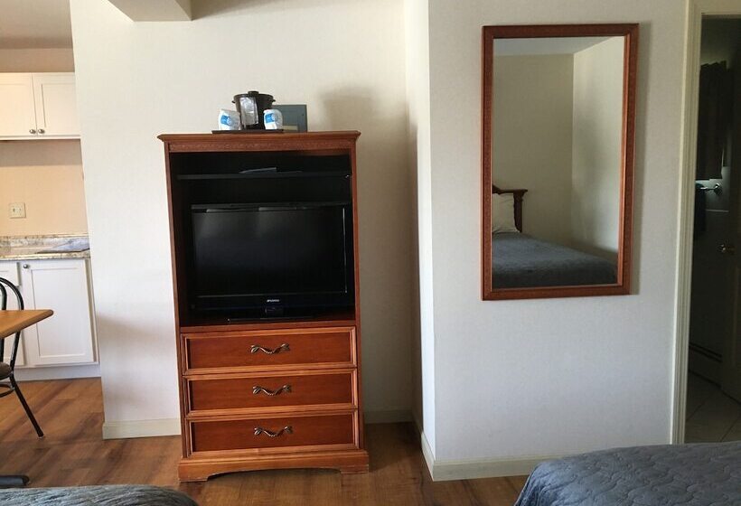 غرفة ديلوكس, The Towne Motel