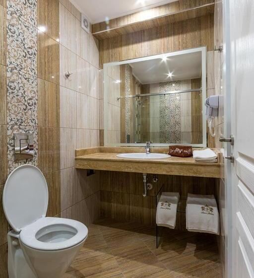 バルコニー付きスタンダードルーム, Siena Palace