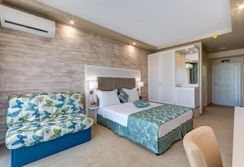 バルコニー付きスタンダードルーム, Siena Palace